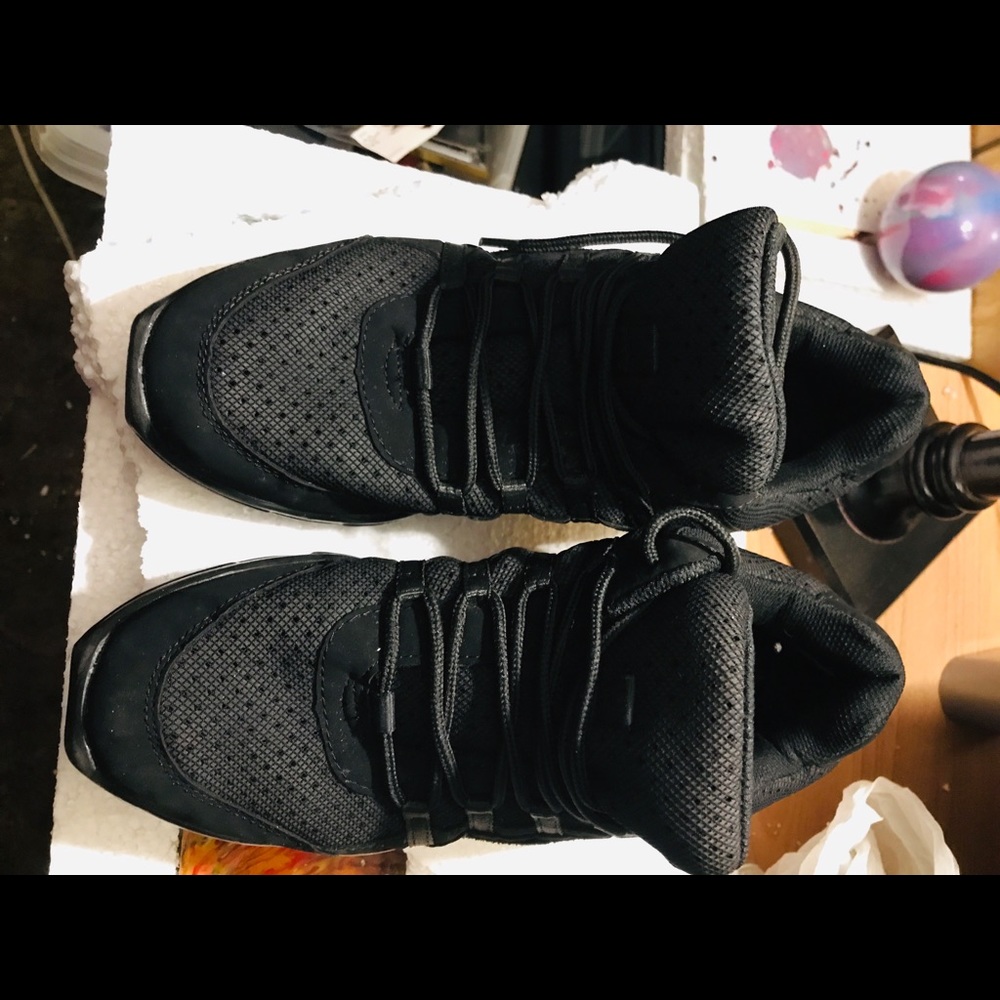 Theatricals Split Sole Dance Sneaker